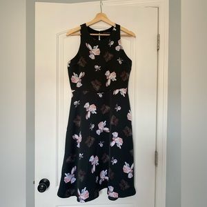 Black Banana Republic Sleeveless Dress with Pink & White Flower Detail